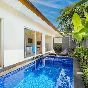 Villa Le Cielo Romantic By Maviba, Seminyak